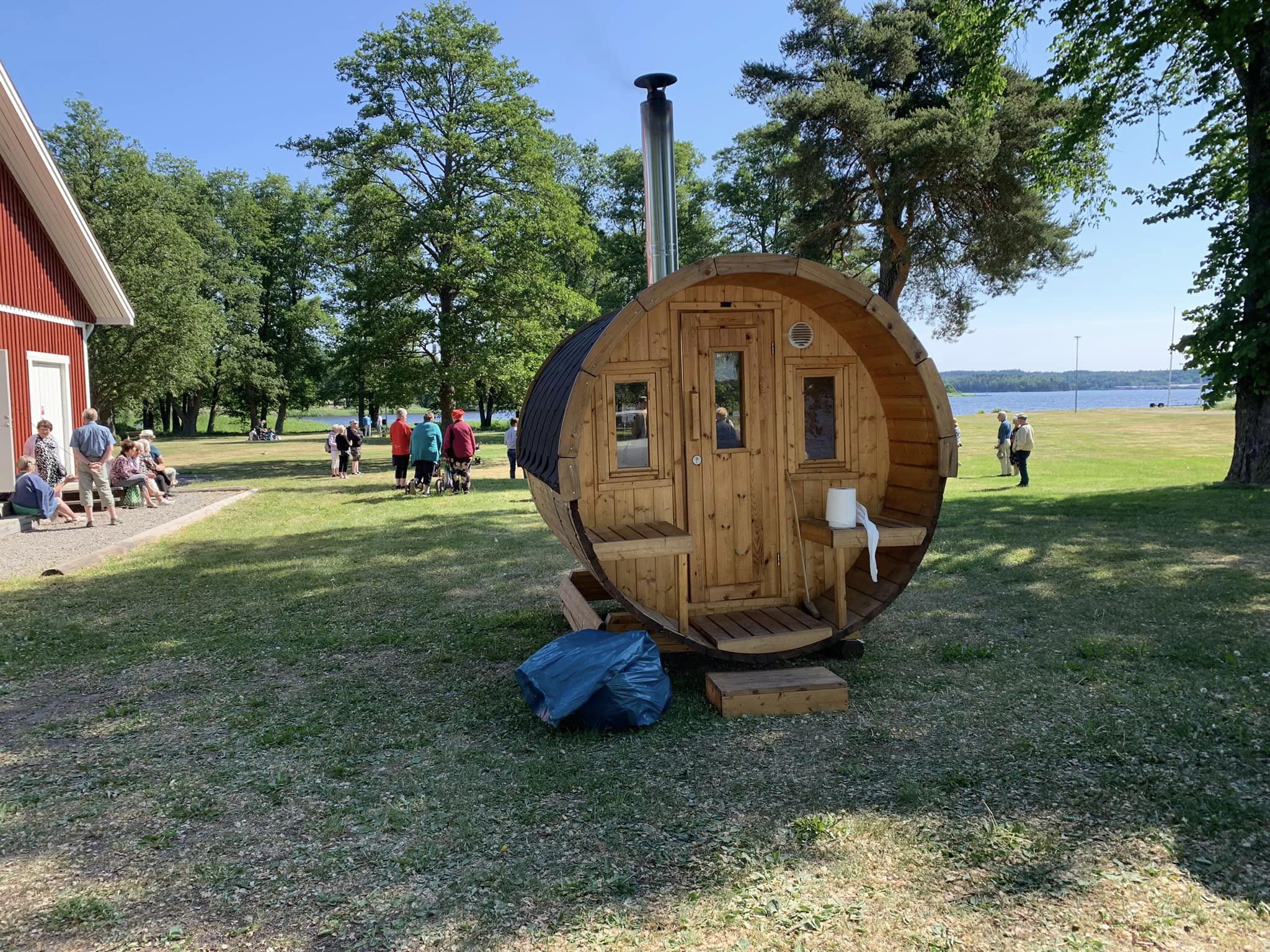 Tynnyrisauna Näsetissä kansallisena saunapäivänä